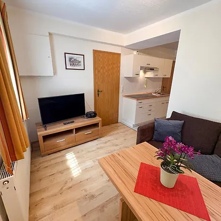 Haus Seeblick Geltow Apartment *